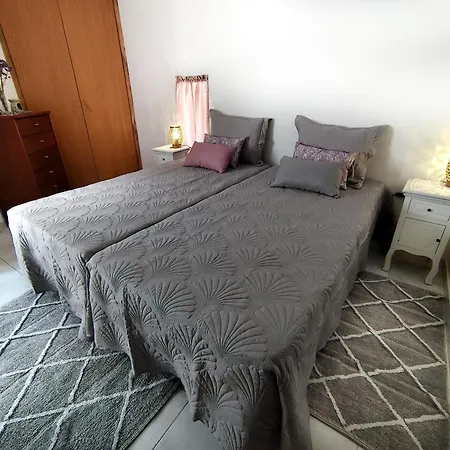 Casinha Bonecas * Monchique